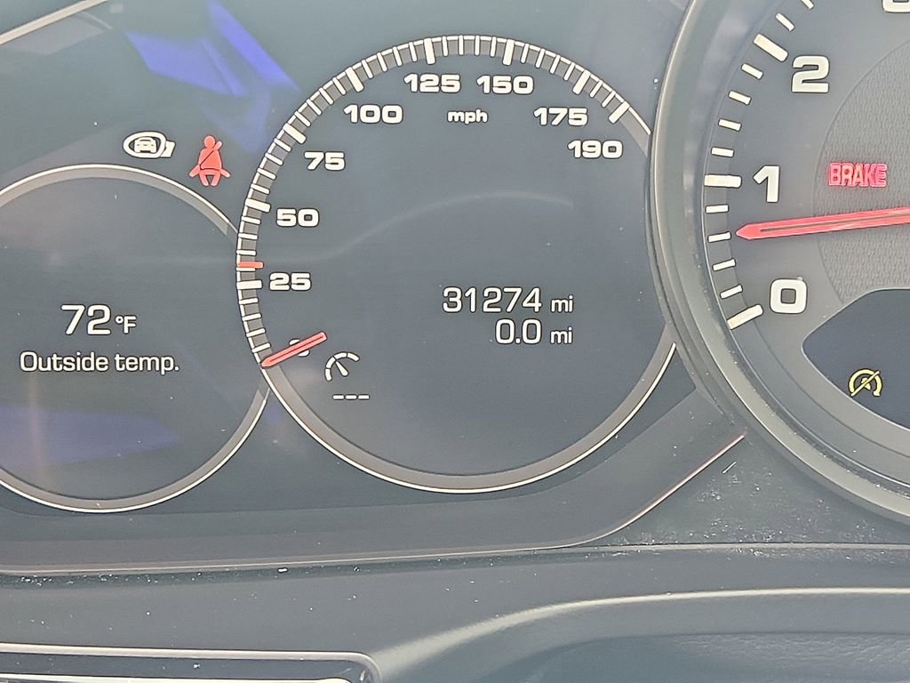 Used 2019 Porsche Panamera image 20