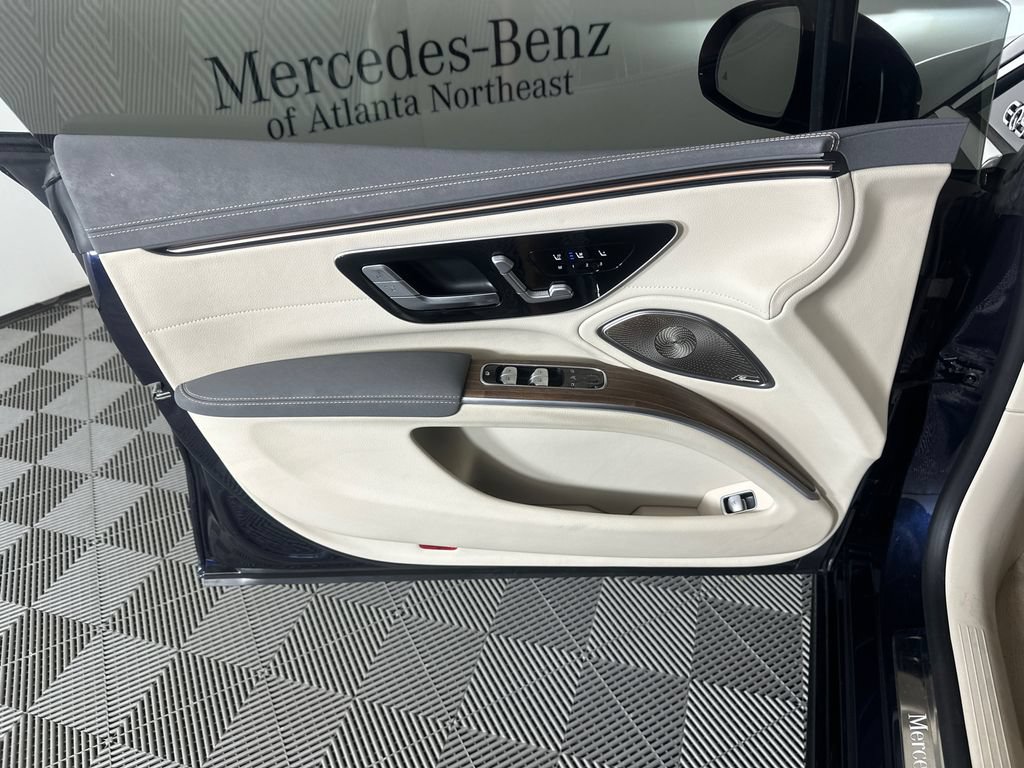 Certified 2023 Mercedes-Benz EQS 580 4MATIC Sedan image 10