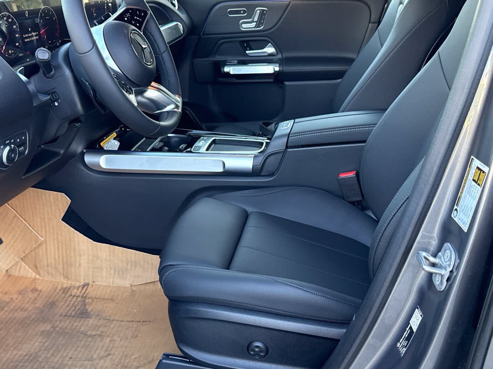 New 2026 Mercedes-Benz GLB 250 4MATIC image 19