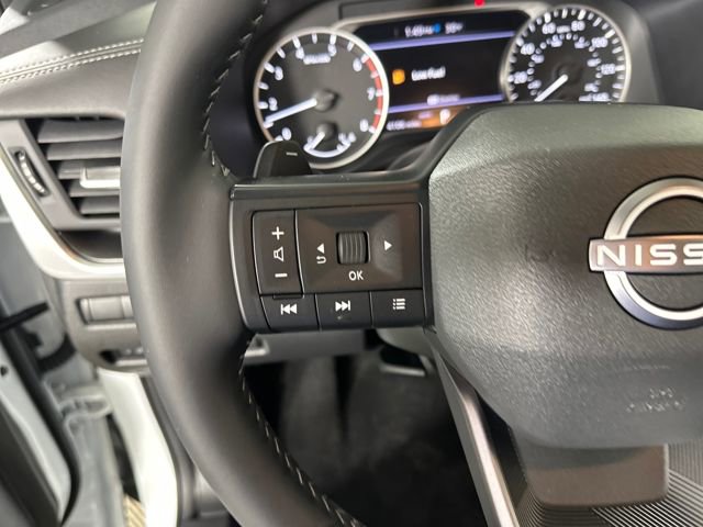 Certified 2025 Nissan Rogue SV image 15