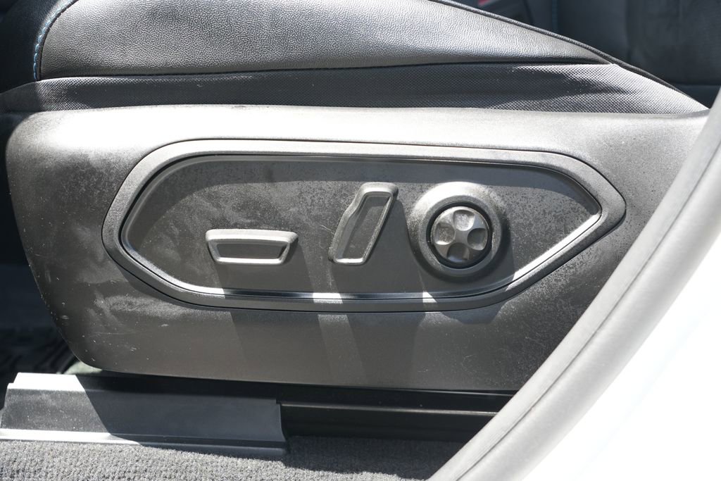 Used 2023 Jeep Grand Cherokee Trailhawk w/ Advanced Protech Group II AWD/4WD image 12