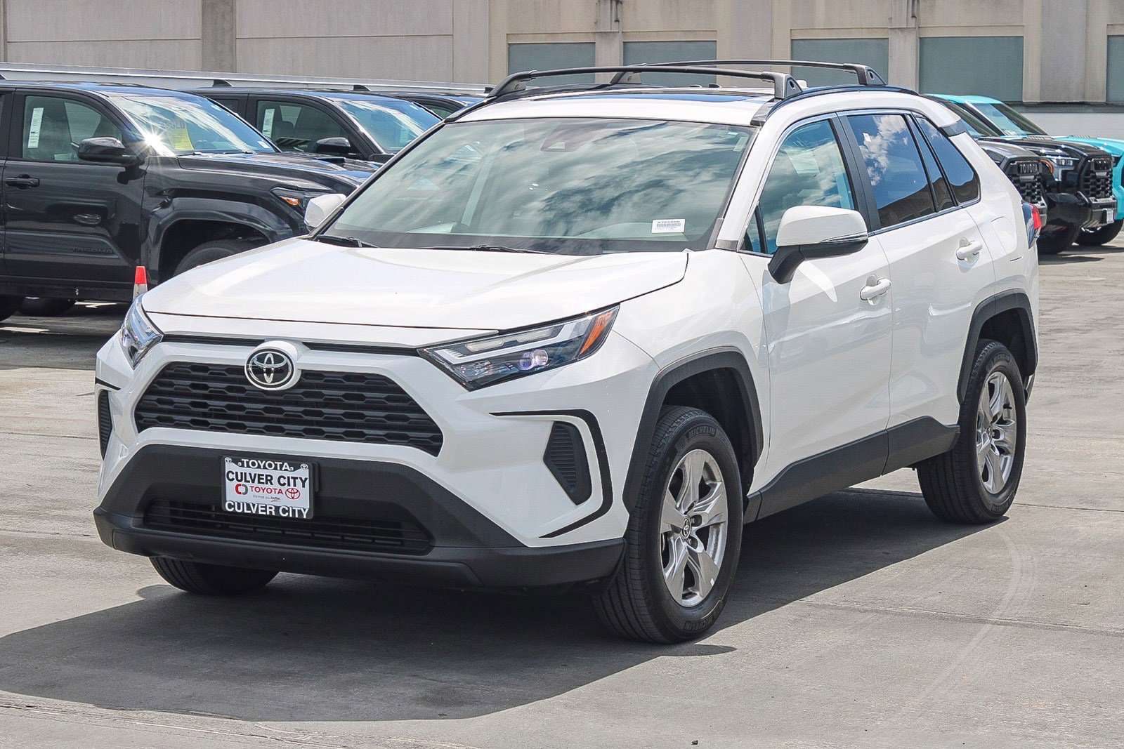 Certified 2023 Toyota RAV4 XLE w/ Convenience Package image 3