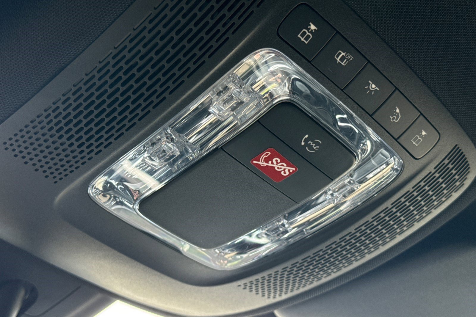 Used 2021 Mercedes-Benz GLB 250 4MATIC image 21