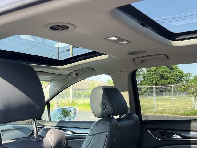 Used 2019 Buick Enclave Essence AWD/4WD image 18