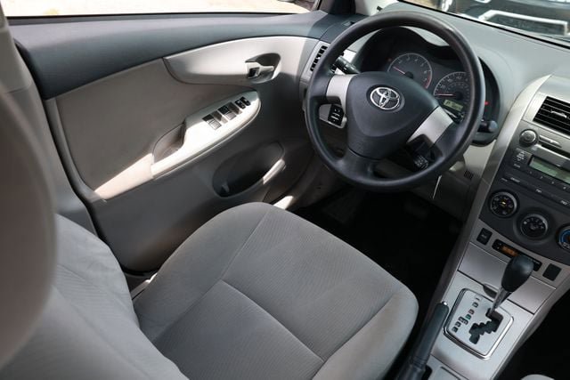 Used 2011 Toyota Corolla LE FWD image 23