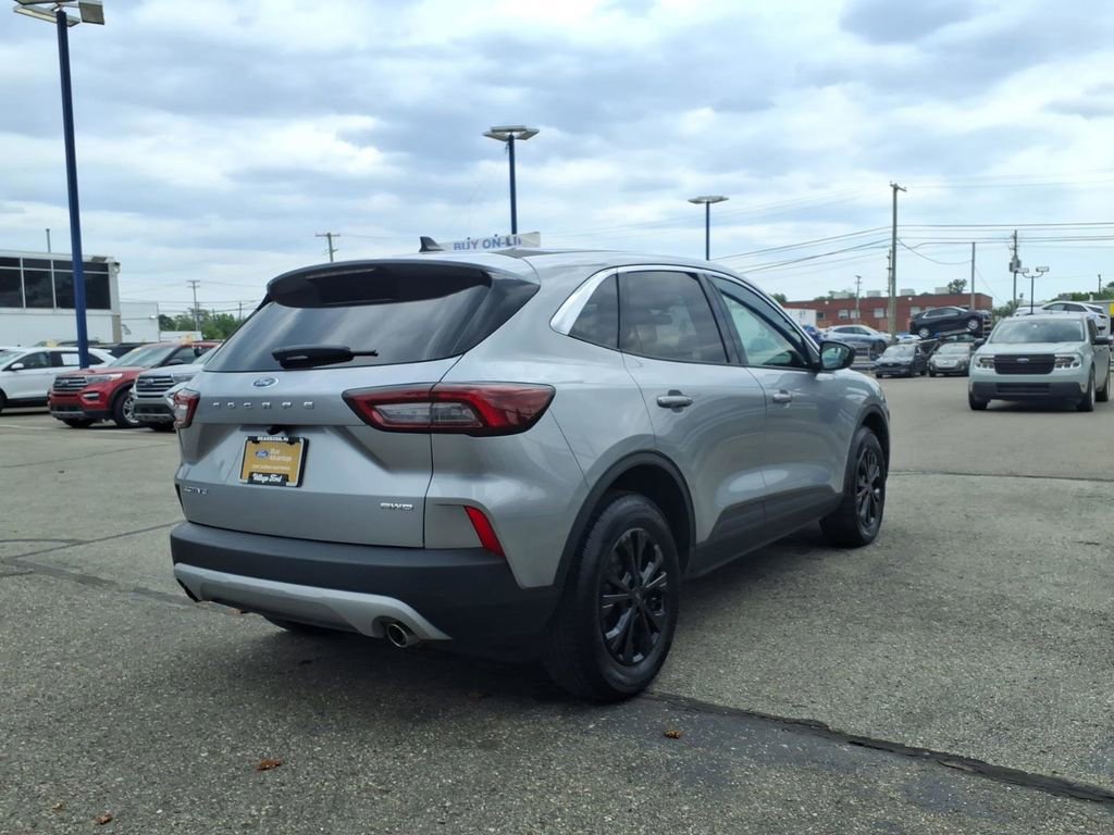 Certified 2023 Ford Escape Active w/ Tech Pack #1 AWD/4WD image 6