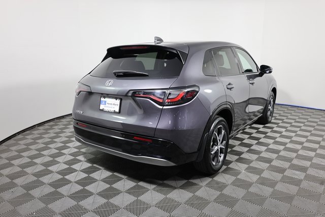 Used 2023 Honda HR-V EX-L image 5