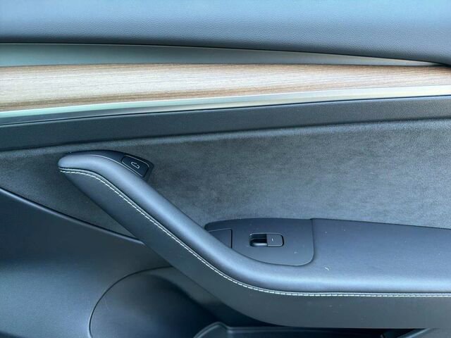 Used 2023 Tesla Model 3 Standard Range RWD image 21