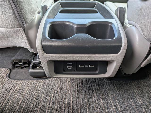 Used 2023 Honda Odyssey Elite image 18