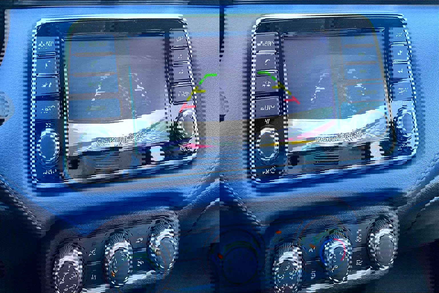 Used 2025 Nissan Versa SV w/ Trunk Package image 19