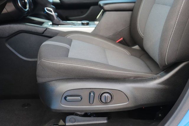 Used 2025 Chevrolet Blazer LT image 10