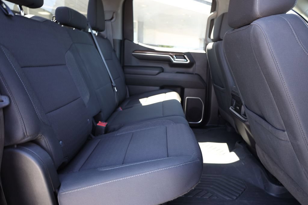 Used 2023 Chevrolet Silverado 1500 RST AWD/4WD image 19