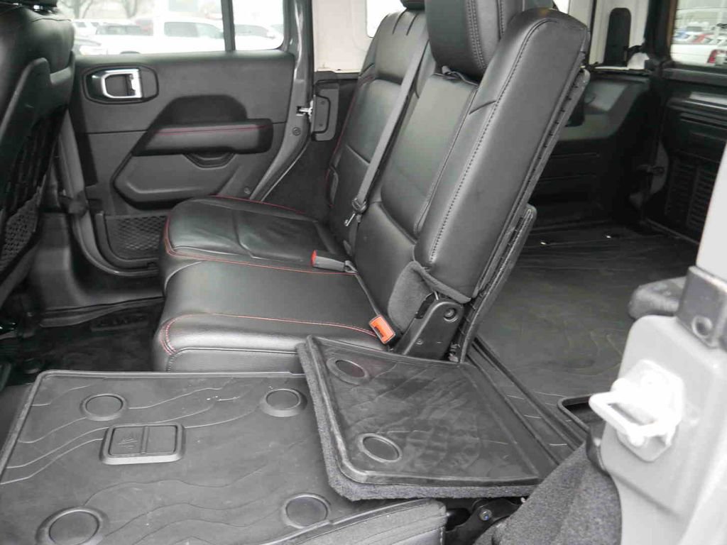 Used 2021 Jeep Wrangler Unlimited Rubicon image 20