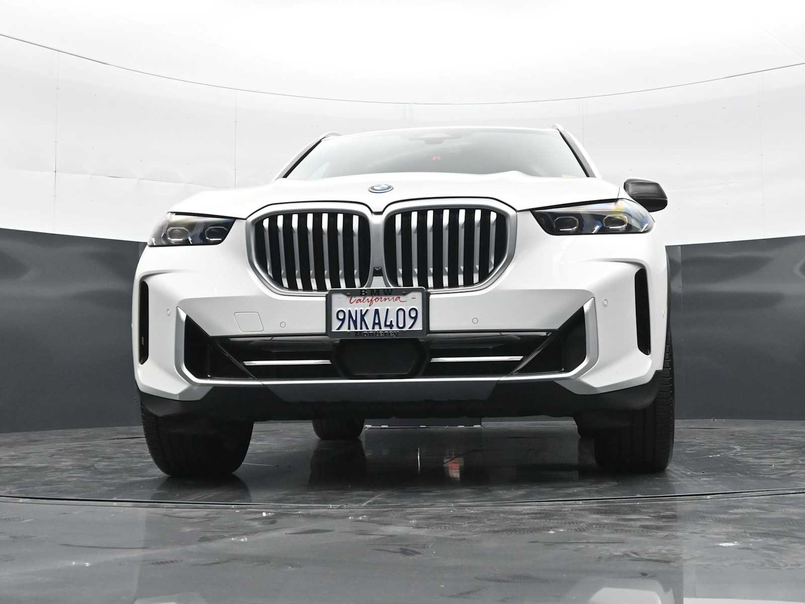 Used 2025 BMW X5 xDrive50e w/ Executive Package AWD/4WD image 26