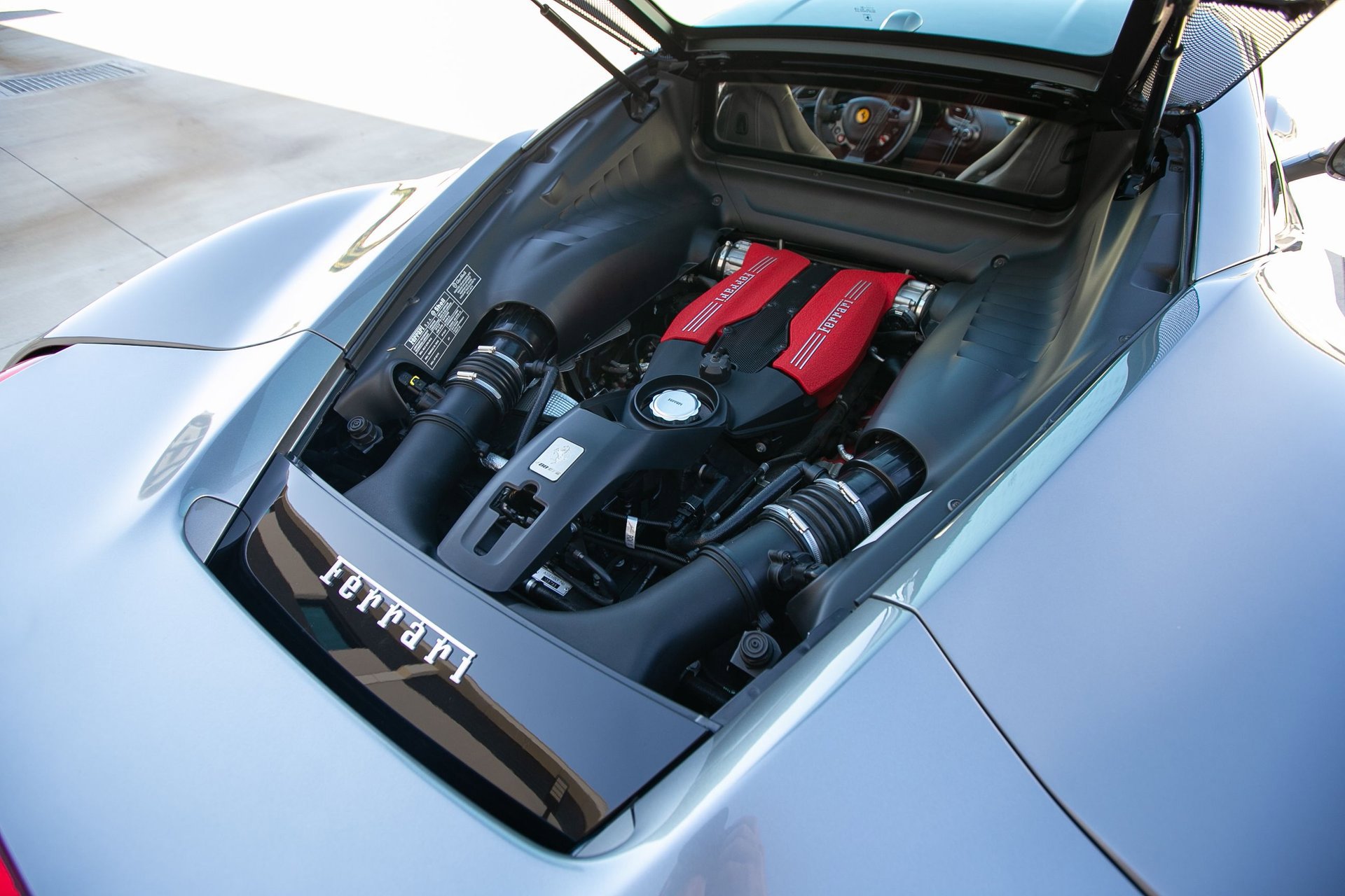 Used 2016 Ferrari 488 GTB image 16