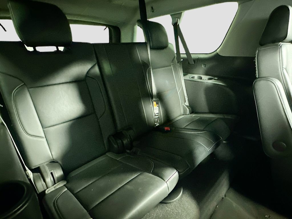 Used 2020 Chevrolet Suburban LT image 28