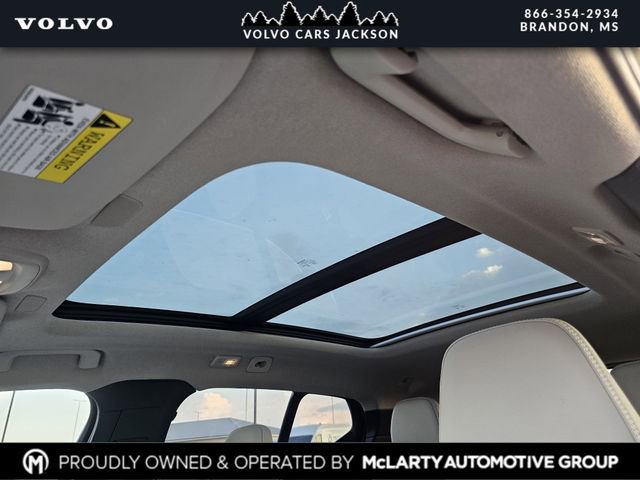 Used 2024 Volvo XC40 B5 Ultimate image 20