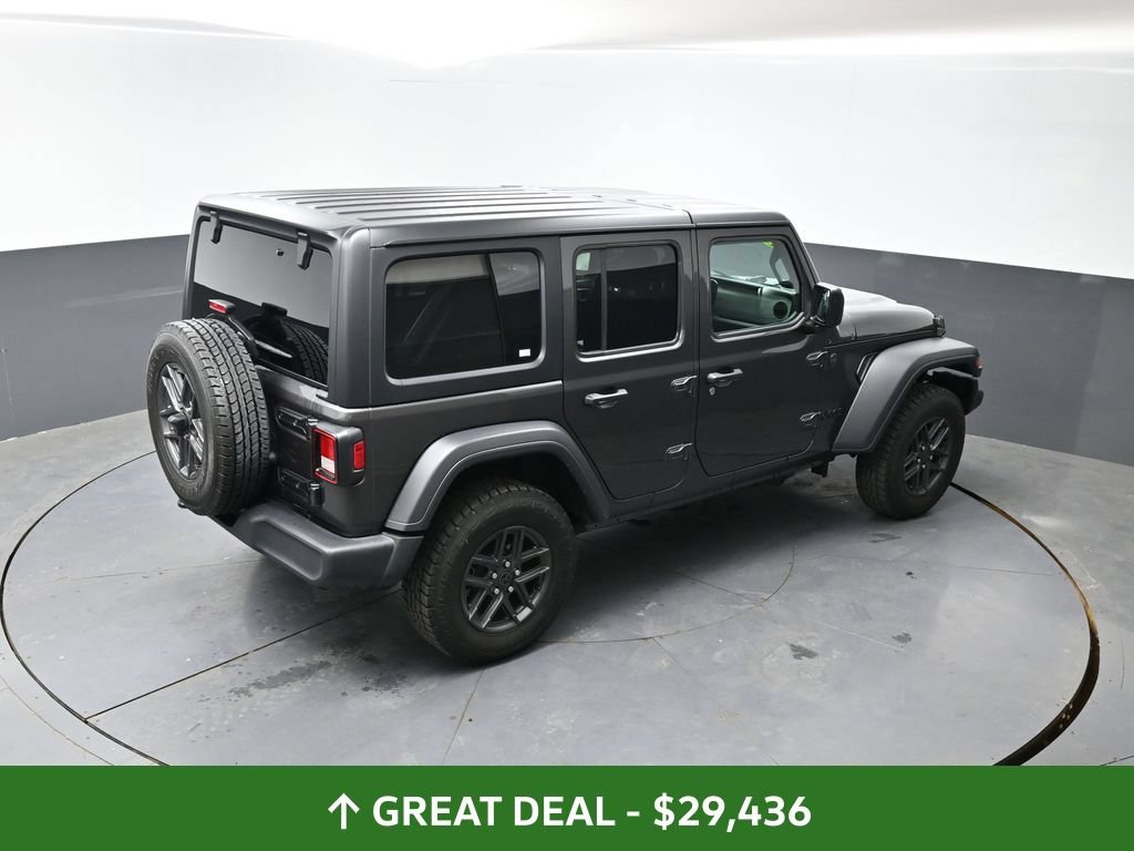 Used 2025 Jeep Wrangler Unlimited Sport AWD/4WD image 42