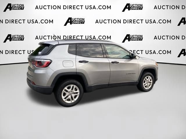 Used 2017 Jeep Compass Sport w/ Tech Group AWD/4WD image 8