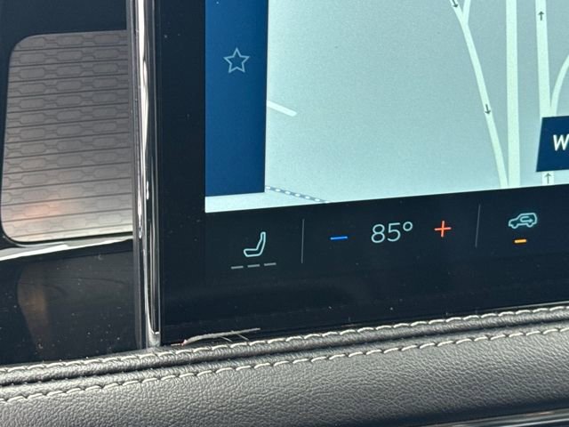 Used 2025 Lincoln Corsair FWD image 23