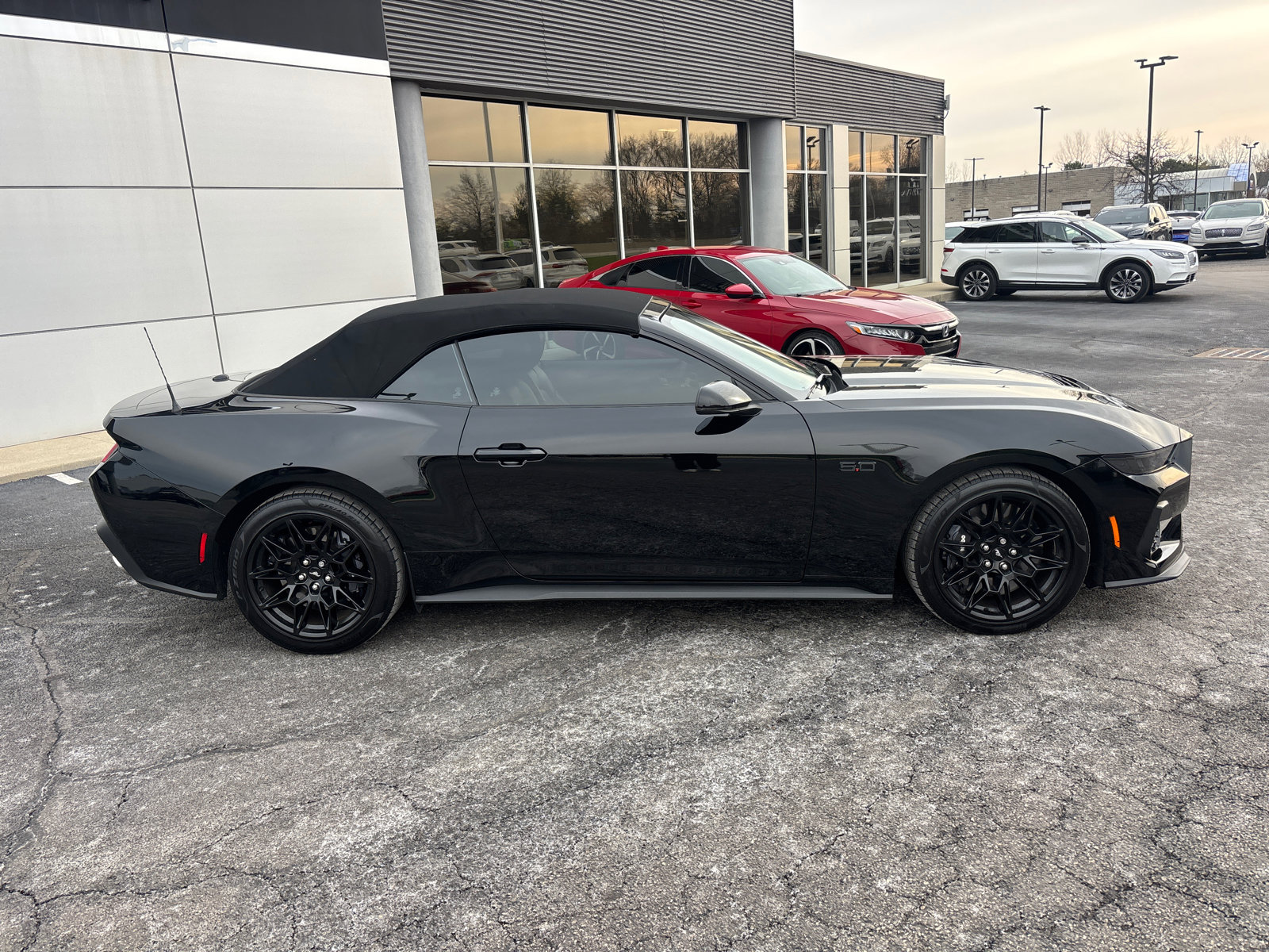 Used 2024 Ford Mustang GT Premium w/ GT Performance Package image 8