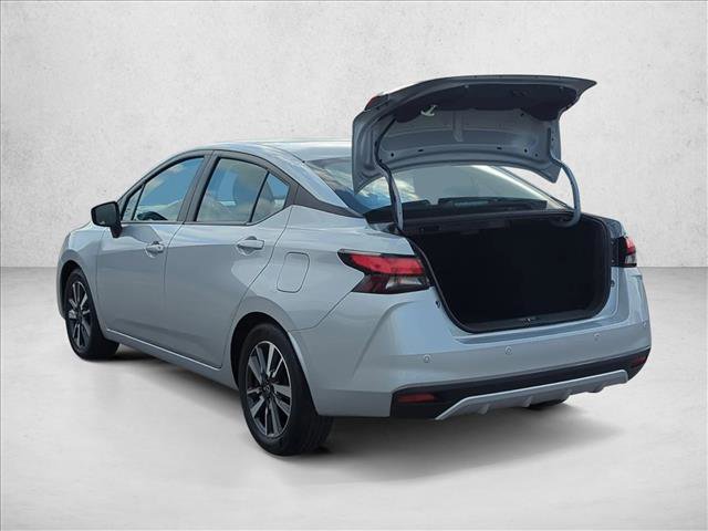 Used 2025 Nissan Versa SV image 8