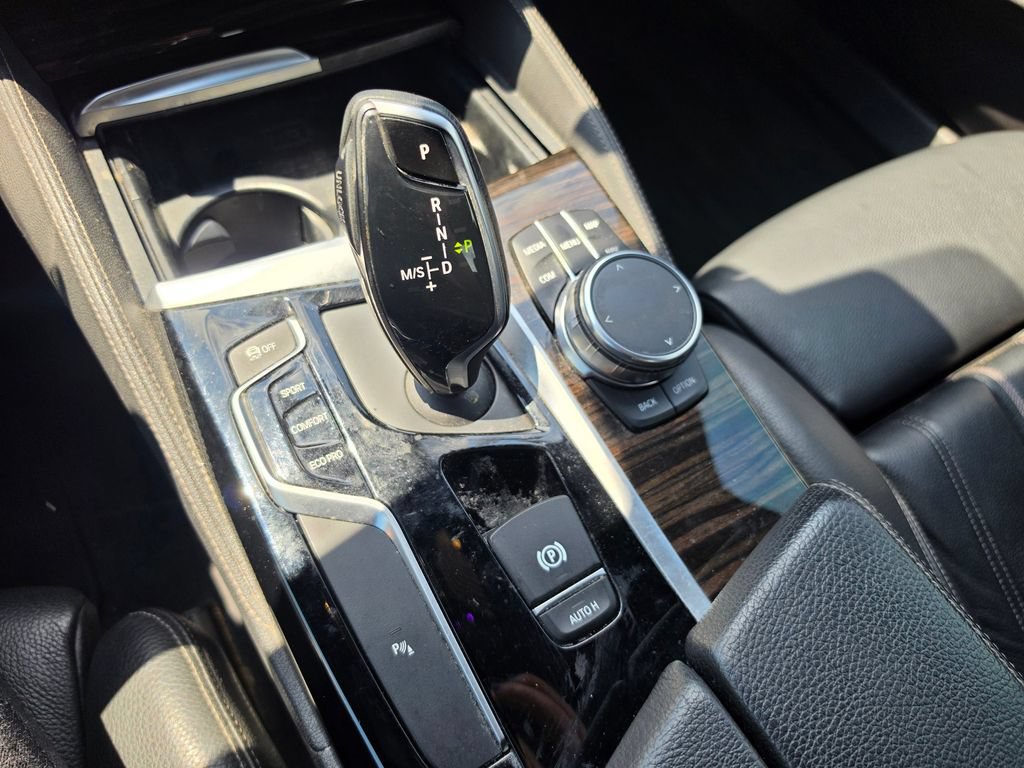 Used 2018 BMW 540i xDrive AWD/4WD image 9