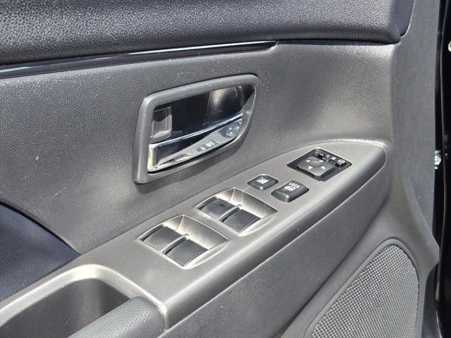 Used 2025 Mitsubishi Outlander Sport SE AWD/4WD image 14