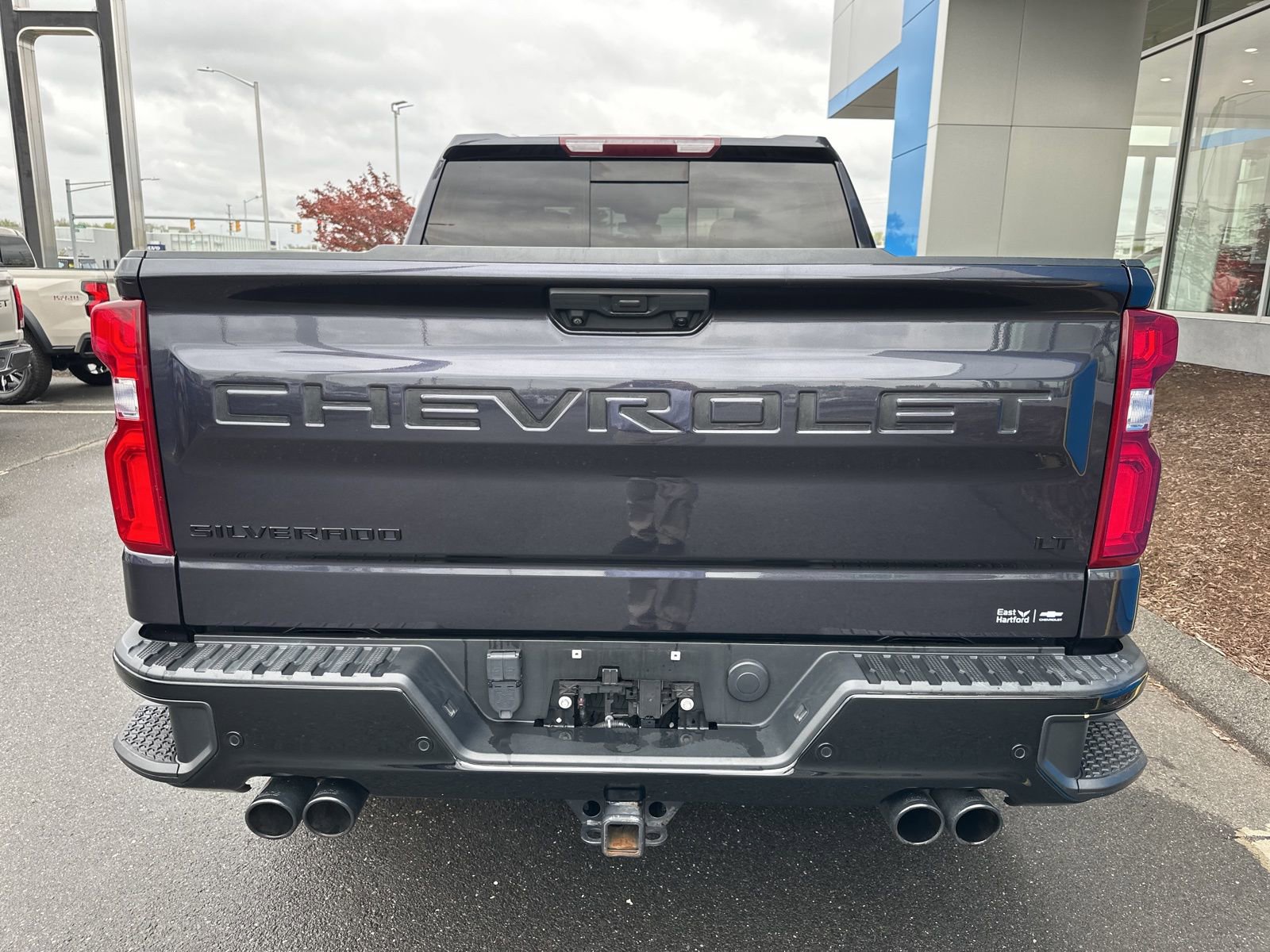 Used 2022 Chevrolet Silverado 1500 LT Trail Boss w/ Convenience Package II image 6