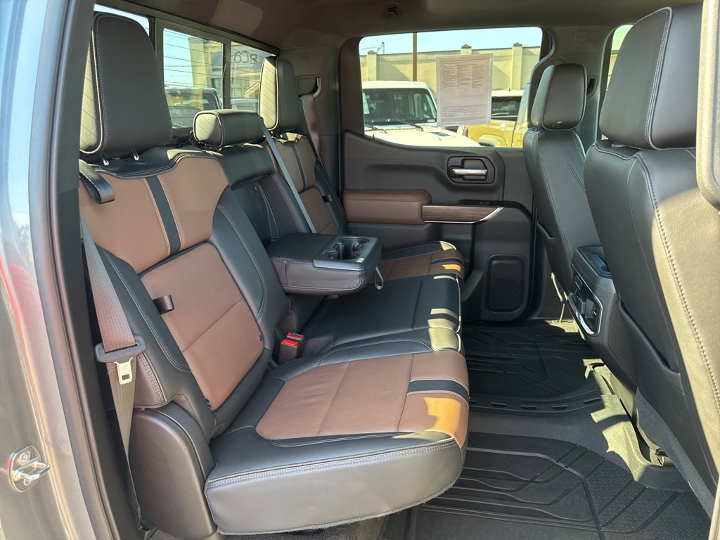 Used 2019 Chevrolet Silverado 1500 High Country w/ High Country Premium Package image 20