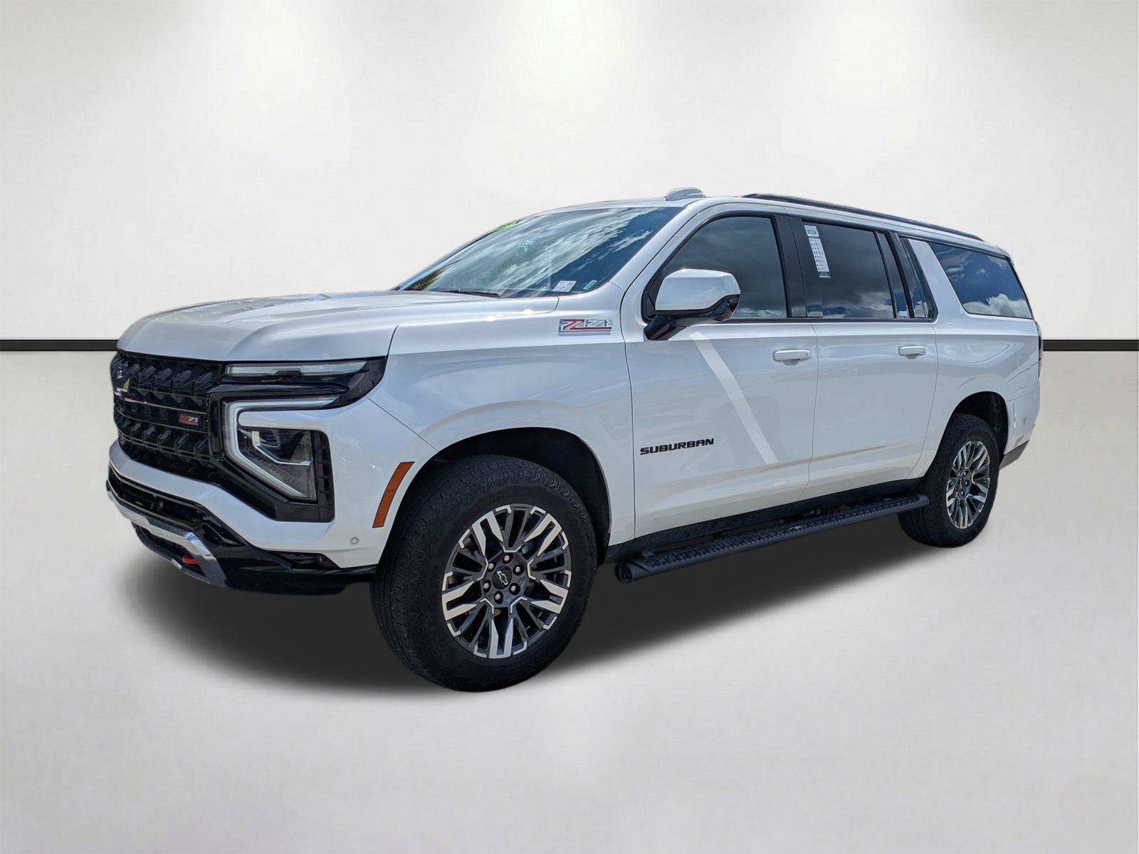 Used 2025 Chevrolet Suburban Z71 AWD/4WD image 9
