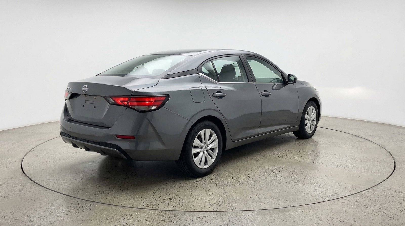 Used 2025 Nissan Sentra S image 9