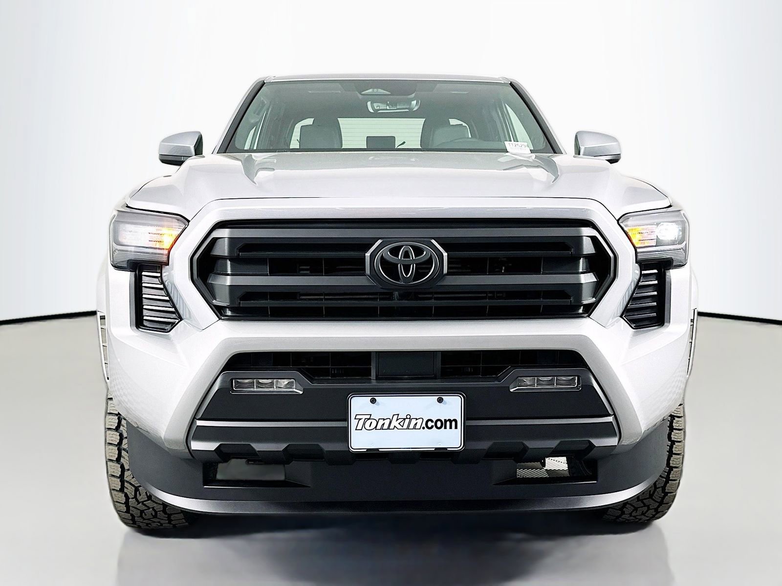 New 2025 Toyota Tacoma SR5 image 2