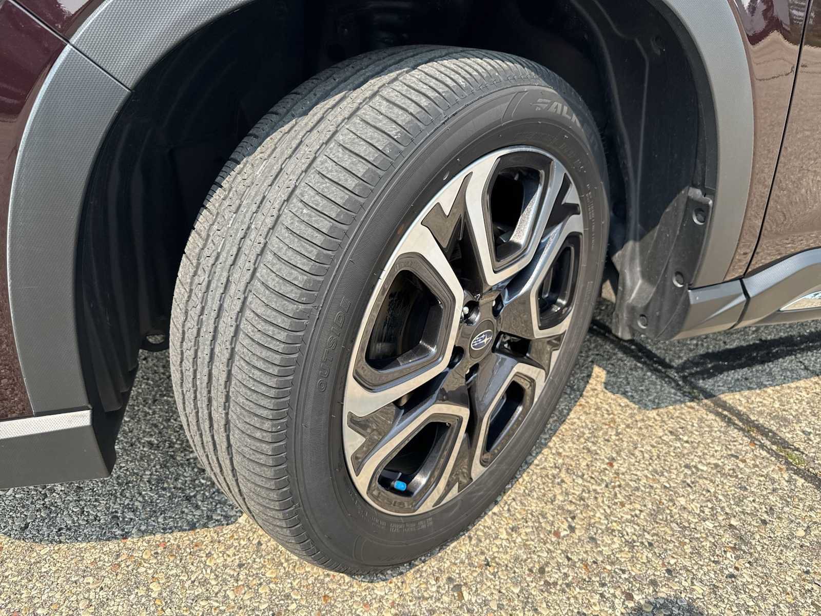 Used 2024 Subaru Ascent Touring AWD/4WD image 3