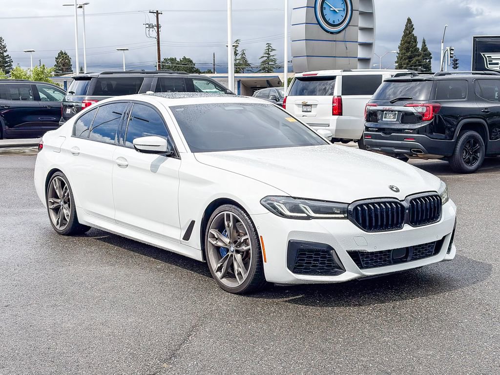 Used 2021 BMW M550i xDrive w/ Dynamic Handling Package image 5