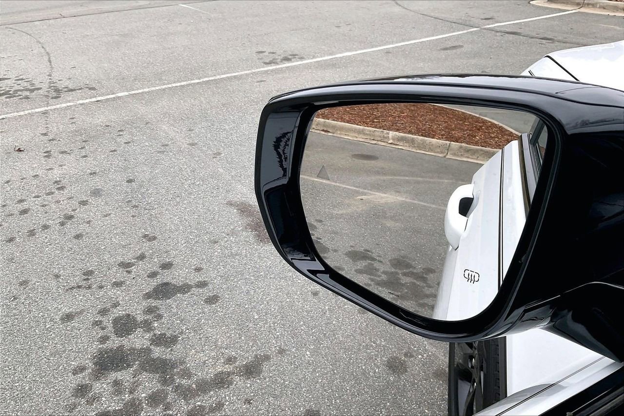 Certified 2022 Jeep Grand Cherokee L Laredo image 29