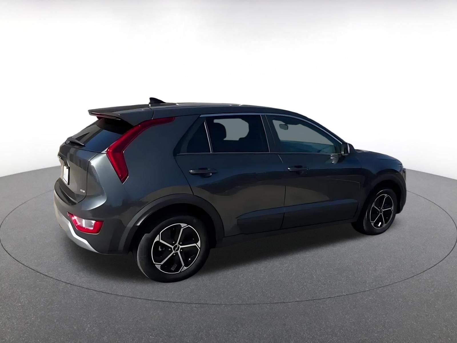 Used 2026 Kia Niro LX FWD image 15