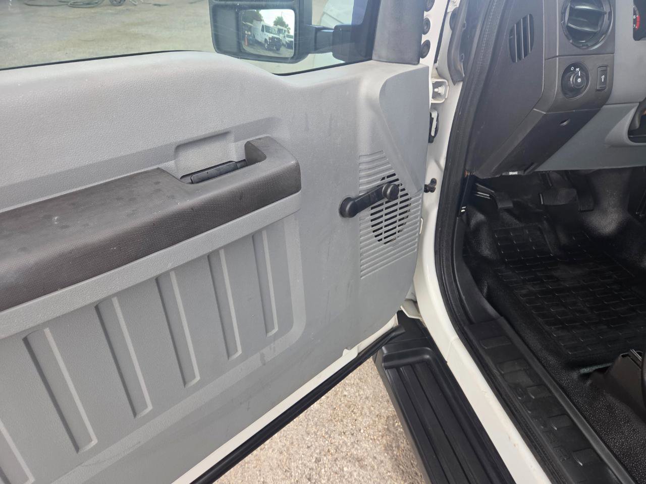 Used 2016 Ford F250 XL image 14