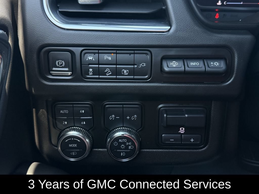 Used 2022 GMC Yukon AT4 w/ AT4 Premium Plus Package AWD/4WD image 29