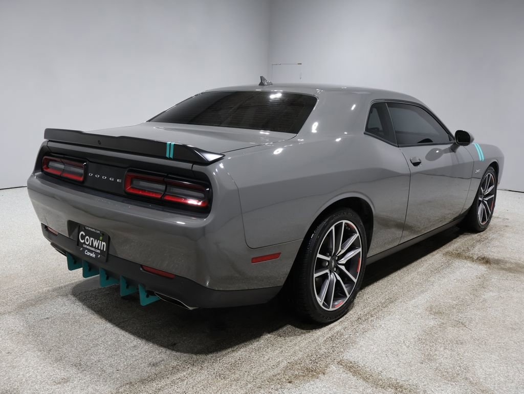 Used 2023 Dodge Challenger R/T w/ Plus Package image 2