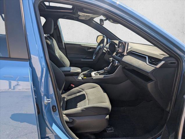 Used 2023 Toyota RAV4 SE w/ Convenience Package AWD/4WD image 20