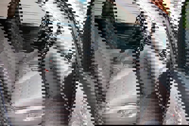 Used 2012 Honda Odyssey EX-L image 16