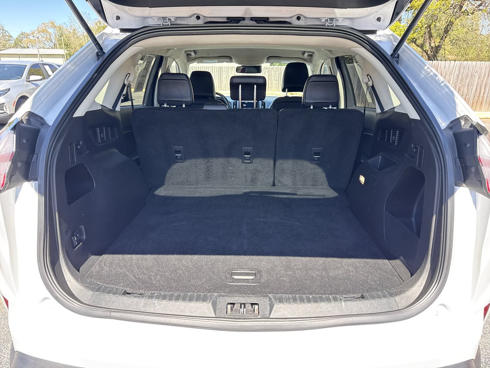 Used 2024 Ford Edge SEL AWD/4WD image 30