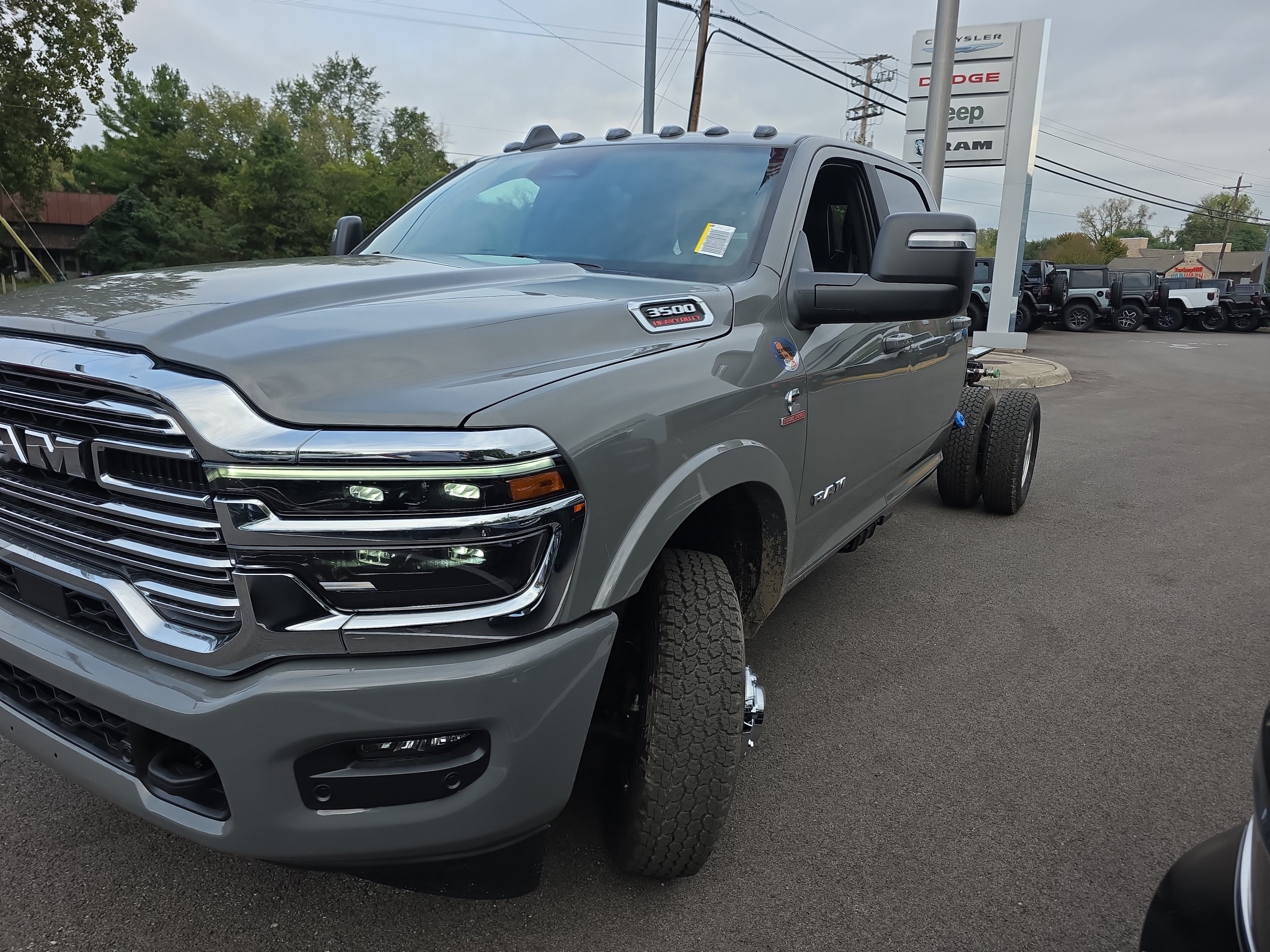 New 2027 RAM 3500 4x4 Crew Cab DRW image 20