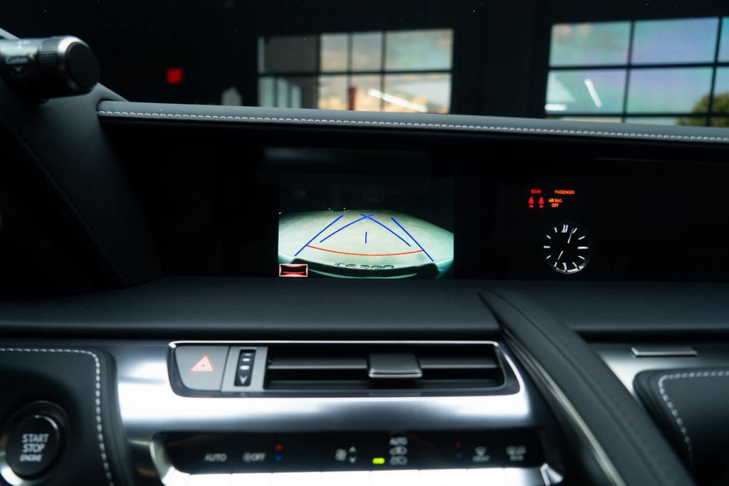 Used 2018 Lexus LC 500 Coupe w/ Touring Package RWD image 32