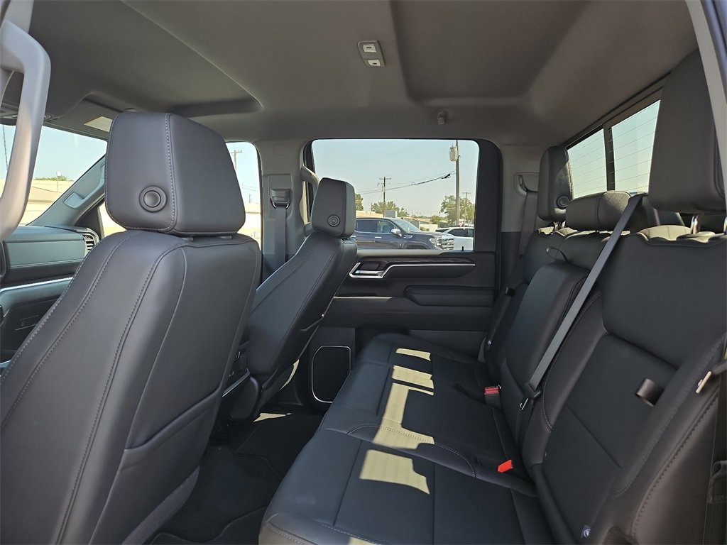 New 2025 GMC Sierra 2500 SLT w/ Texas SLT Premium Package image 17