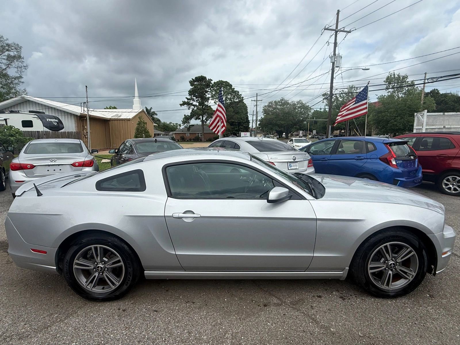 Used 2013 Ford Mustang Premium image 4
