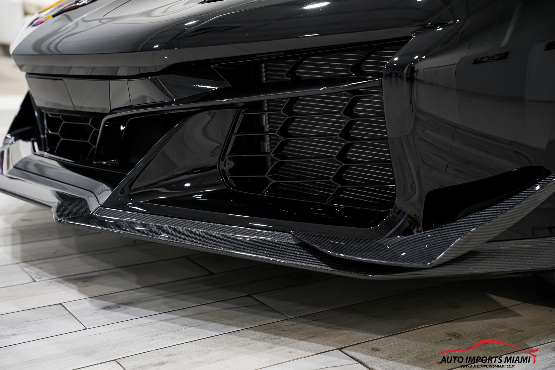 Used 2025 Chevrolet Corvette Z06 RWD image 8