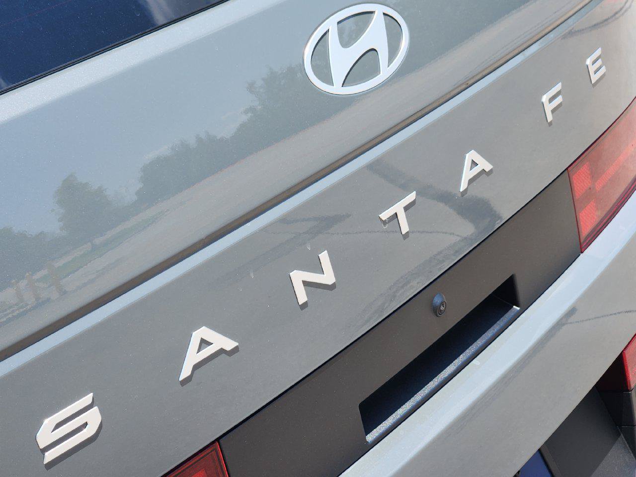 New 2027 Hyundai Santa Fe SE FWD image 8