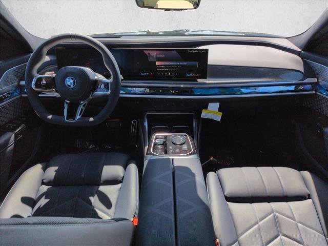 New 2026 BMW i7 xDrive60 AWD/4WD image 14